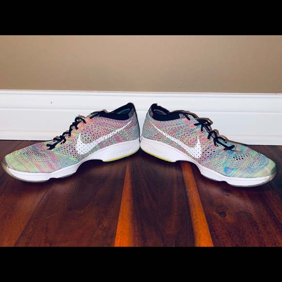 Nike Flyknit Zoom Agility Sneaker Women Sz 9.0 - Picture 4 of 11
